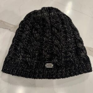 The North Face Dark Gray Cable Knit Wool Blend Beanie Winter Hat - One Size